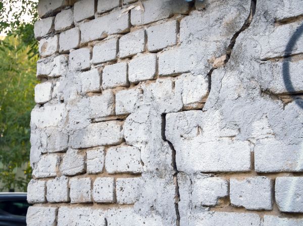 Cracked Brick Wall Repair in Breckenridge